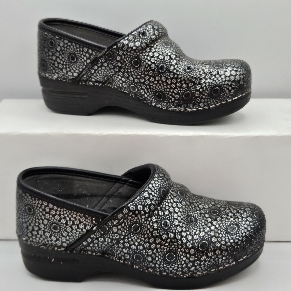 Crocs silver medallion clogs size 36 US size 5.5 / 6
